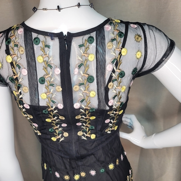 French Connection Springfield flower dress - Picture 10 of 13